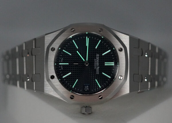 BRAND NEW Audemars PIGUET ROYAL OAK JUMBO 16202ST BLUE DIAL 2025 FULL SET - Image 11