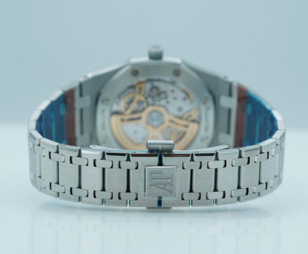 BRAND NEW Audemars PIGUET ROYAL OAK JUMBO 16202ST BLUE DIAL 2025 FULL SET - Image 7