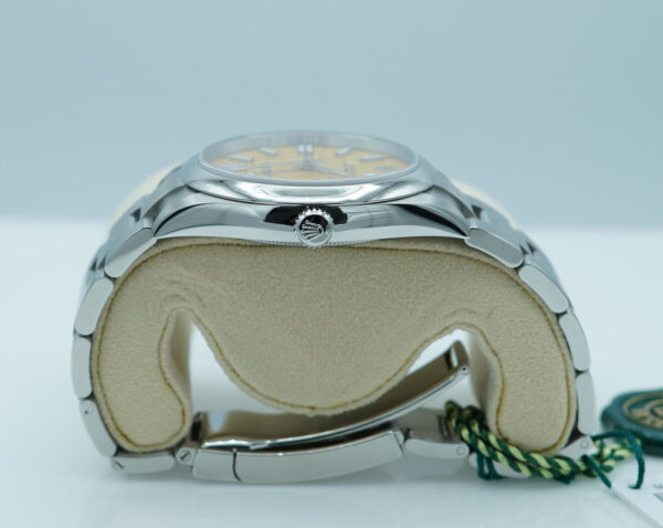 NEW Rolex 124300 OYSTER PERPETUAL 41 YELLOW DIAL 2021 FULL SET - Image 3
