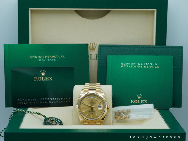 Rolex 228238 DAY DATE 40 18K YELLOW GOLD CHAMPAGNE STICK DIAL 2023 WARRANTY FULL SET - Image 2