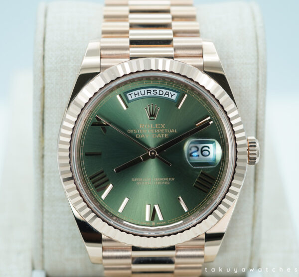 Rolex 228235 DAY DATE 40 18K ROSE GOLD OLIVE GREEN ROMAN DIAL 2023 WARRANTY FULL SET
