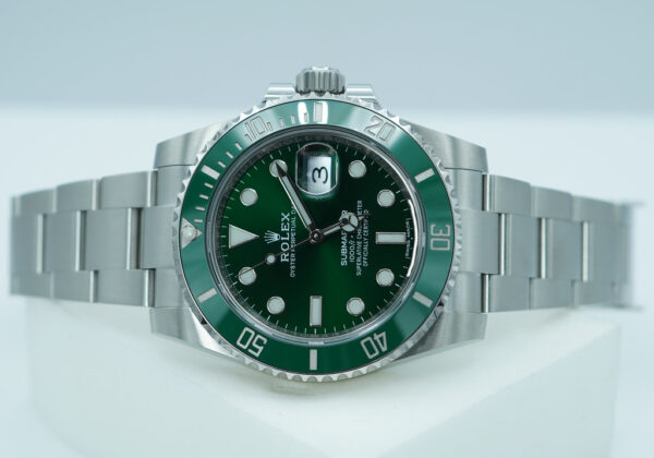 Rolex 116610LV SUBMARINER HULK GREEN DIAL GREEN BEZEL 2020 FULL SET - Image 10