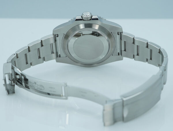 Rolex 116610LV SUBMARINER HULK GREEN DIAL GREEN BEZEL 2020 FULL SET - Image 8