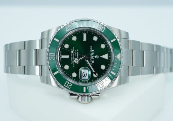 Rolex 116610LV SUBMARINER HULK GREEN DIAL GREEN BEZEL 2020 FULL SET - Image 9