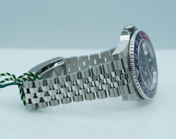 BRAND NEW Rolex 126710BLRO PEPSI GMT MASTER II RED BLUE JUBILEE BAND 2025 FULL SET - Image 6