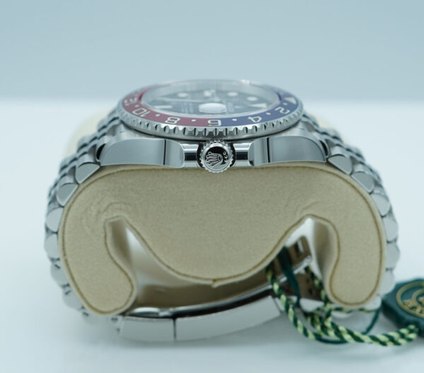 BRAND NEW Rolex 126710BLRO PEPSI GMT MASTER II RED BLUE JUBILEE BAND 2025 FULL SET - Image 3