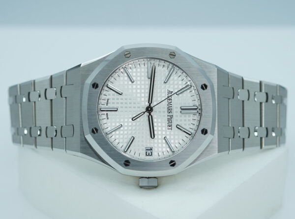 Audemars PIGUET ROYAL OAK 15510ST STAINLESS STEEL SILVER DIAL 2023 FULL SET - Image 8