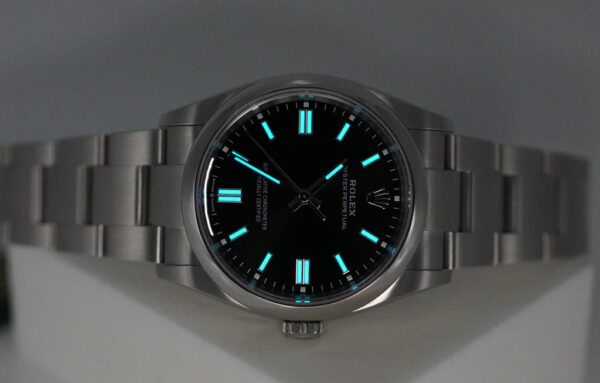 BRAND NEW Rolex 126000 OYSTER PERPETUAL 36 BRIGHT BLACK DIAL 2025 WARRANTY FULL SET - Image 11
