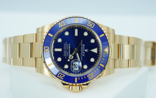 Rolex 126618LB SUBMARINER 41 18K YELLOW GOLD BLUESY 2023 WARRANTY FULL SET - Image 9