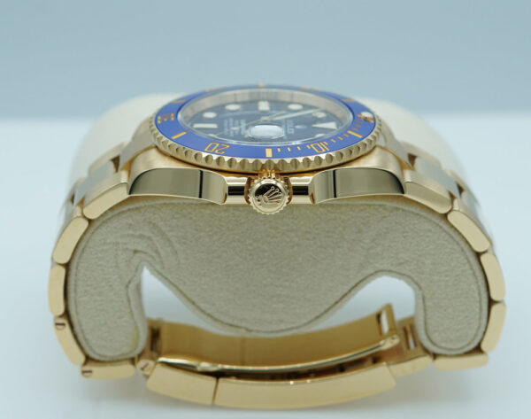 Rolex 126618LB SUBMARINER 41 18K YELLOW GOLD BLUESY 2023 WARRANTY FULL SET - Image 3