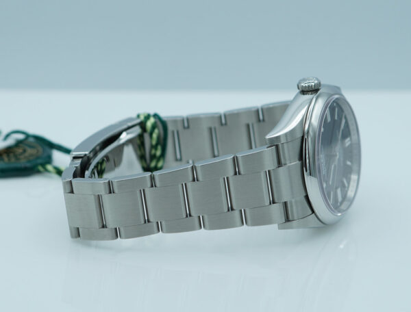 BRAND NEW Rolex 126000 OYSTER PERPETUAL 36 BRIGHT BLACK DIAL 2025 WARRANTY FULL SET - Image 6