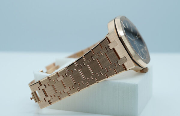 Audemars PIGUET ROYAL OAK 15500OR ROSE GOLD BLACK DIAL BRACELET 41MM FULL SET - Image 5