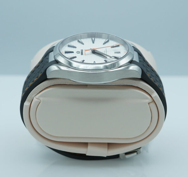 Omega SEAMASTER AQUA TERRA 150M SILVER DIAL 41MM 2025 WARRANTY FULL SET - Image 4