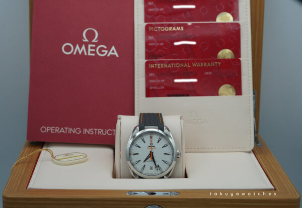 Omega SEAMASTER AQUA TERRA 150M SILVER DIAL 41MM 2025 WARRANTY FULL SET - Image 2