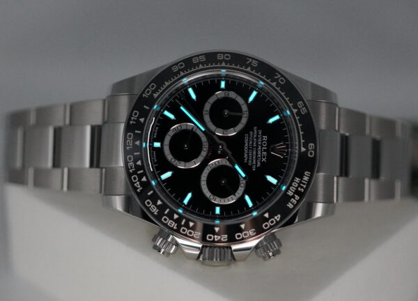 BRAND NEW Rolex 126500LN DAYTONA STAINLESS STEEL BLACK DIAL NEW MODEL 2025 FULL SET - Image 11