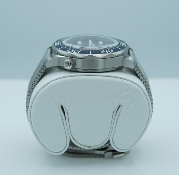 OMEGA SEAMASTER DIVER 300M 007 JAMES BOND 60th ANNIVERSARY 2024 WARRANTY FULL SET - Image 4
