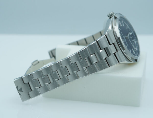 Vacheron CONSTANTIN OVERSEAS 4520V STAINLESS STEEL BLUE DIAL 2024 NEW MODEL FULL SET - Image 5