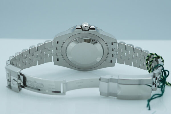 BRAND NEW Rolex 126710BLRO PEPSI GMT MASTER II RED BLUE JUBILEE BAND 2025 FULL SET - Image 8