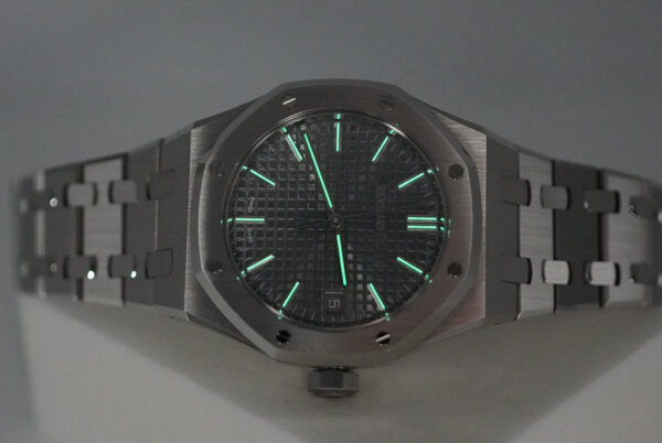 Audemars PIGUET ROYAL OAK 50TH ANNIVESARY 15550ST GREY DIAL 37MM 2022 FULL SET - Image 11