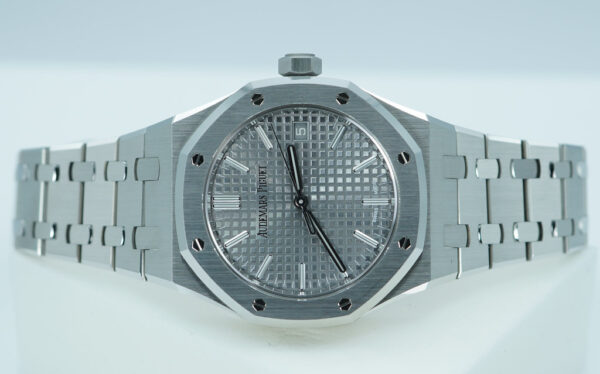 Audemars PIGUET ROYAL OAK 50TH ANNIVESARY 15550ST GREY DIAL 37MM 2022 FULL SET - Image 10
