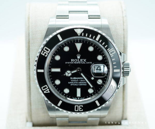 Rolex 126610LN SUBMARINER DATE 41 NEW MODEL 2021 WARRANTY FULL SET