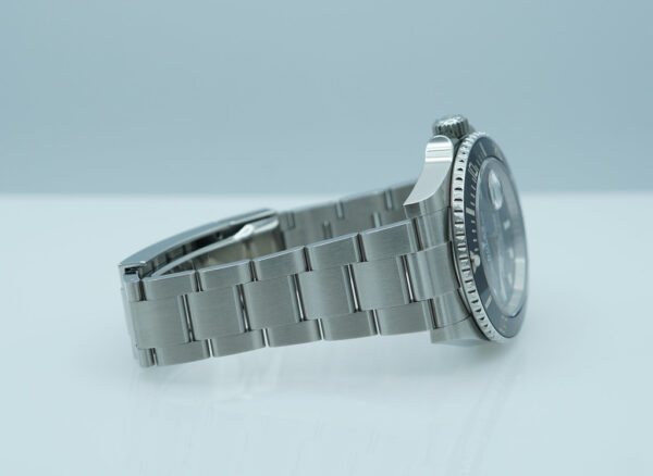 Rolex 126610LN SUBMARINER DATE 41 NEW MODEL 2021 WARRANTY FULL SET - Image 6