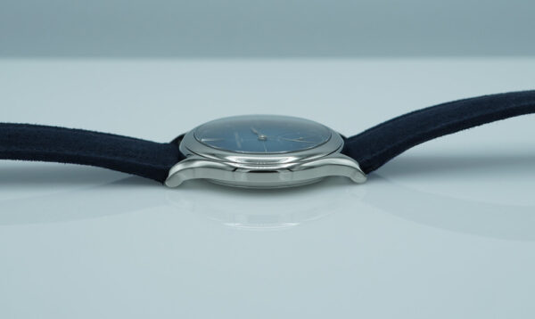 BRAND NEW Laurent Ferrier CLASSIC ORIGIN BLUE DIAL TITANIUM 40MM 2025 FULL SET - Image 4