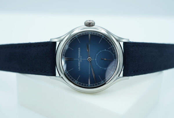 BRAND NEW Laurent Ferrier CLASSIC ORIGIN BLUE DIAL TITANIUM 40MM 2025 FULL SET - Image 10