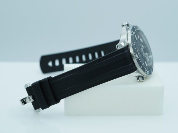 BRAND NEW Omega SEAMASTER DIVER 300M BLACK WAVE DIAL BLACK BEZEL 2025 FULL SET - Image 6