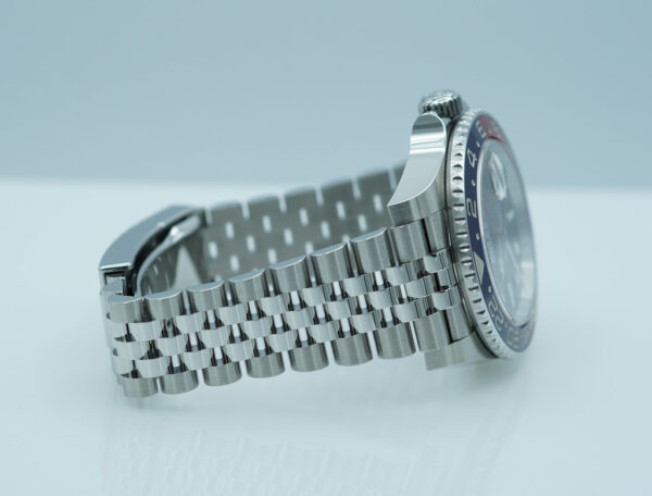 Rolex 126710BLRO PEPSI GMT MASTER 2 RED BLUE JUBILEE BAND WARRANTY FULL SET - Image 6
