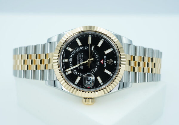 Rolex 336933 SKY-DWELLER YELLOW GOLD STEEL BLACK DIAL JUBILEE BAND 2024 FULL SET - Image 9
