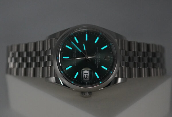 Rolex 126200 DATEJUST 36 MINT GREEN DIAL JUBILEE BAND 2023 WARRANTY FULL SET - Image 11