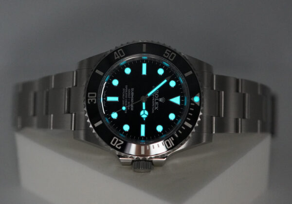 BRAND NEW Rolex 124060 SUBMARINER NO DATE 41 NEW MODEL 2025 FULL SET - Image 11