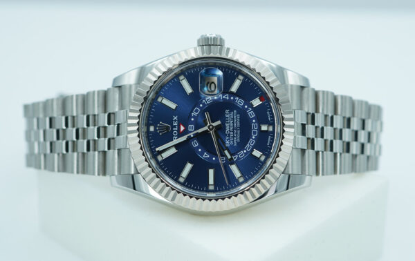 Rolex 326934 SKY-DWELLER BLUE DIAL JUBILEE BAND 2023 WARRANTY FULL SET - Image 10