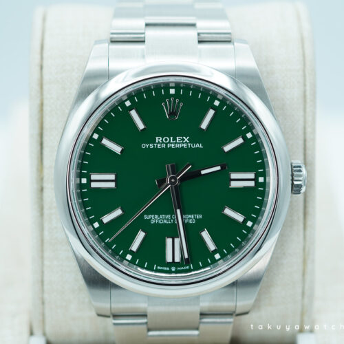 BRAND NEW Rolex 124300 OYSTER PERPETUAL 41 GREEN DIAL 2025 WARRANTY FULL SET