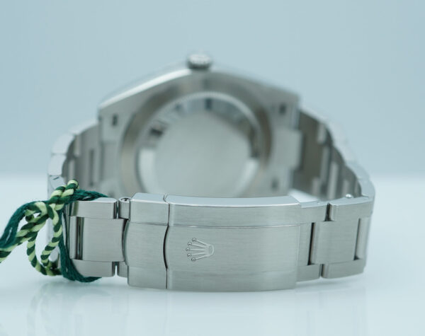 BRAND NEW Rolex 124300 OYSTER PERPETUAL 41 GREEN DIAL 2025 WARRANTY FULL SET - Image 7