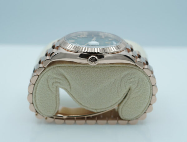 Rolex 228235 DAY DATE 40 18K ROSE GOLD OLIVE GREEN ROMAN DIAL 2023 WARRANTY FULL SET - Image 3