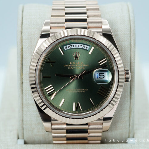 Rolex 228235 DAY DATE 40 18K ROSE GOLD OLIVE GREEN ROMAN DIAL 2023 WARRANTY FULL SET