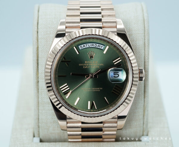Rolex 228235 DAY DATE 40 18K ROSE GOLD OLIVE GREEN ROMAN DIAL 2023 WARRANTY FULL SET