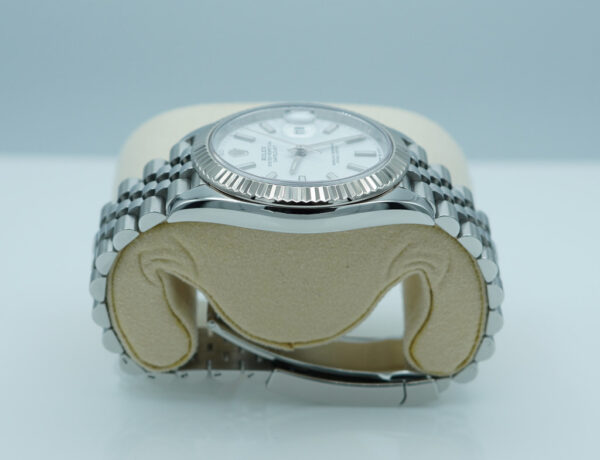 Rolex 126334 DATEJUST 41 FLUTED BEZEL WHITE DIAL JUBILEE BAND 2021 FULL SET - Image 4
