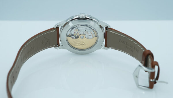 Patek PHILIPPE 5212A STAINLESS STEEL CALATRAVA WEEKLY CALENDAR 2023 FULL SET - Image 8