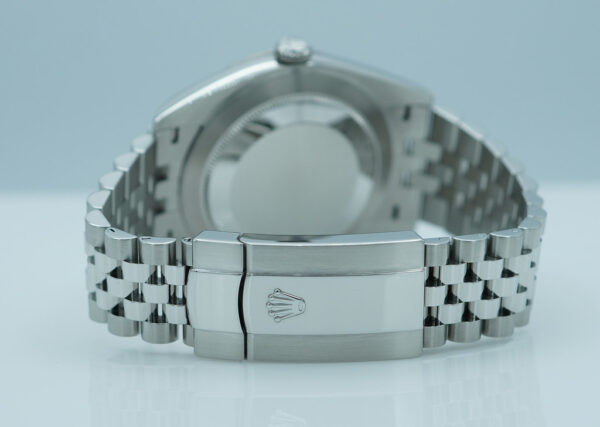 Rolex 126334 DATEJUST 41 FLUTED BEZEL WHITE DIAL JUBILEE BAND 2021 FULL SET - Image 7