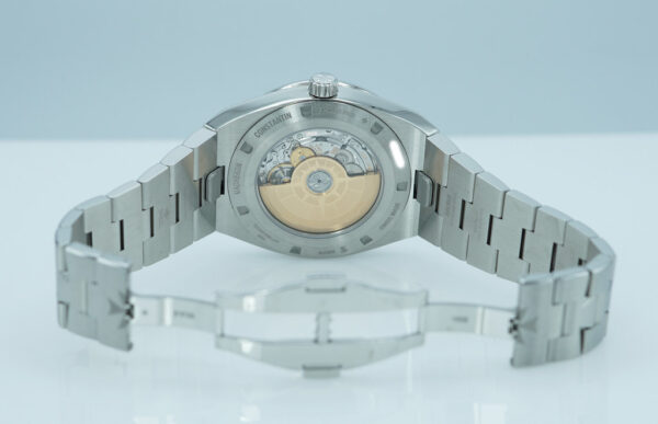 Vacheron CONSTANTIN OVERSEAS 4000V MOONPHASE RETROGRADE DATE BLUE DIAL 2024 WARRANTY FULL SET - Image 8