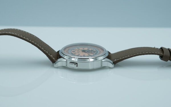Patek PHILIPPE 5935A STEEL WORLD TIME CHRONOGRAPH SALMON DIAL 2025 FULL SET - Image 4