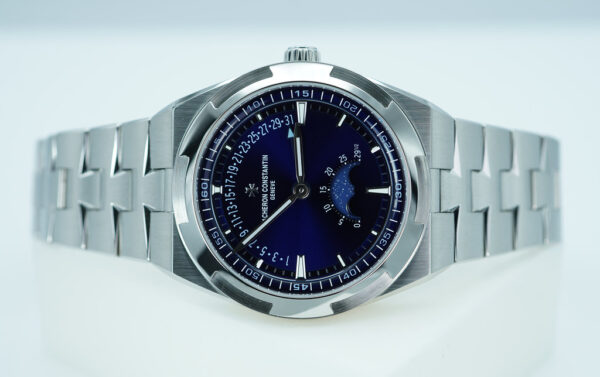 Vacheron CONSTANTIN OVERSEAS 4000V MOONPHASE RETROGRADE DATE BLUE DIAL 2024 WARRANTY FULL SET - Image 10