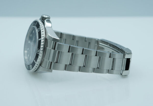 Rolex 16600 SEA-DWELLER 4000 NO HOLE CASE V SERIAL 2009 40MM RSC SERVICED FULL SET - Image 5