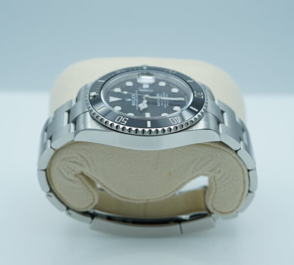 Rolex 126610LN SUBMARINER DATE 41 NEW MODEL 2023 WARRANTY FULL SET - Image 4