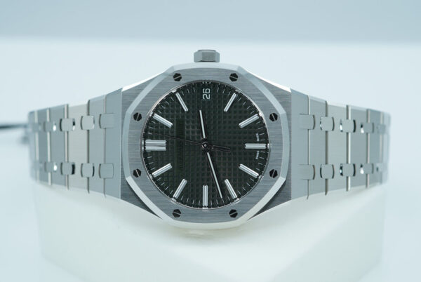BRAND NEW Audemars PIGUET ROYAL OAK 15510ST STAINLESS STEEL GREEN DIAL 2025 FULL SET - Image 10