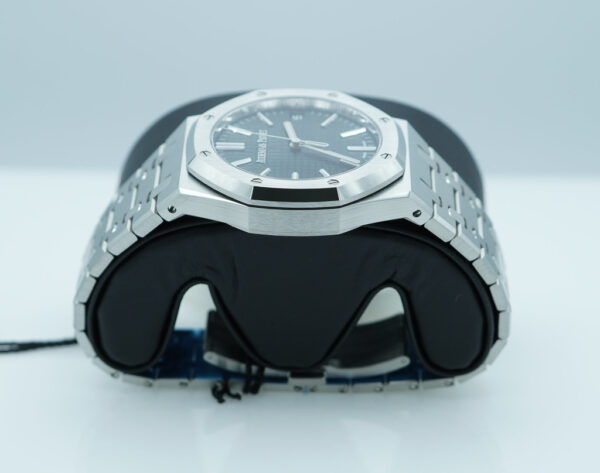 BRAND NEW Audemars PIGUET ROYAL OAK 15510ST STAINLESS STEEL GREEN DIAL 2025 FULL SET - Image 4
