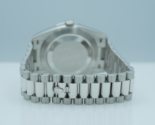 Rolex 228236 DAY DATE PLATINUM FLUTED BEZEL ICE BLUE STICK DIAL FULL SET - Image 7